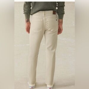 Faherty Men’s Stretch Terry 5-Pocket Pant - Stone. 33x29.